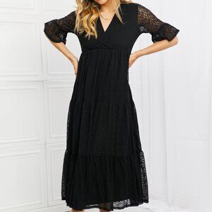 NWT P & Rose Lovely Lace Full Size Tiered Dress